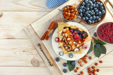 Eski bir arka planda sağlıklı bir kahvaltı