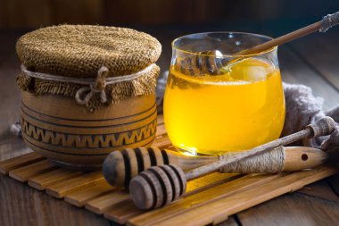 Taraktaki bal arısı.