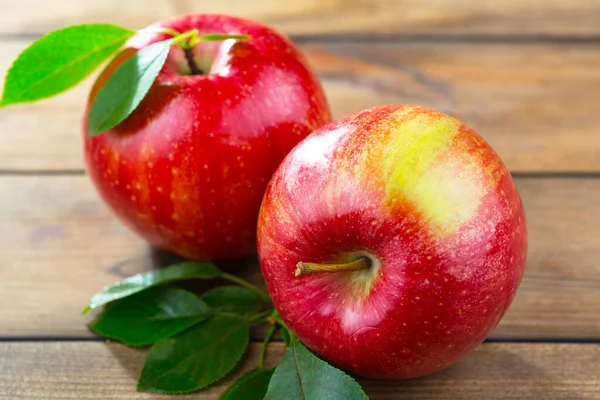 Röda Äpplen Gammal Bakgrund — Stockfoto