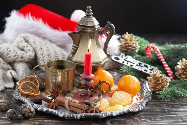 Vrolijke Kerstkaart Met Geschenken Koffie Kerstversiering — Stockfoto