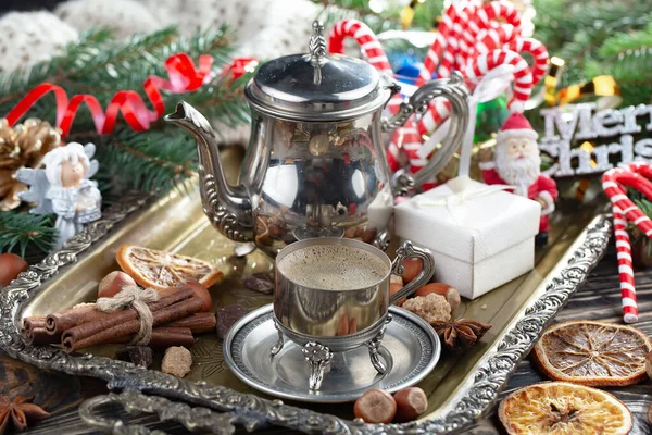 Vrolijke Kerstkaart Met Geschenken Koffie Kerstversiering — Stockfoto