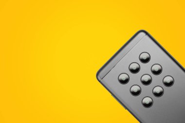 Birçok fotoğraf makinesi arka plan ile fütüristik smartphone