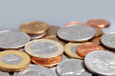 farklı sikke yığını