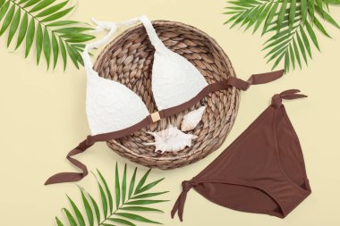 Tropikal stil mayo takımı