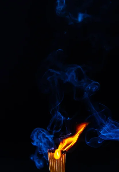 Спичка Спички Дым Черный Фон Пламя — стоковое фото