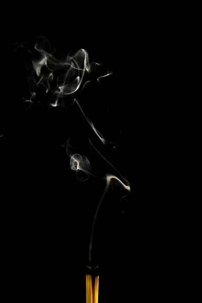 Streichhölzer Streichhölzer Rauch Schwarzer Hintergrund Und Flamme Nach Dem Brand — Stockfoto