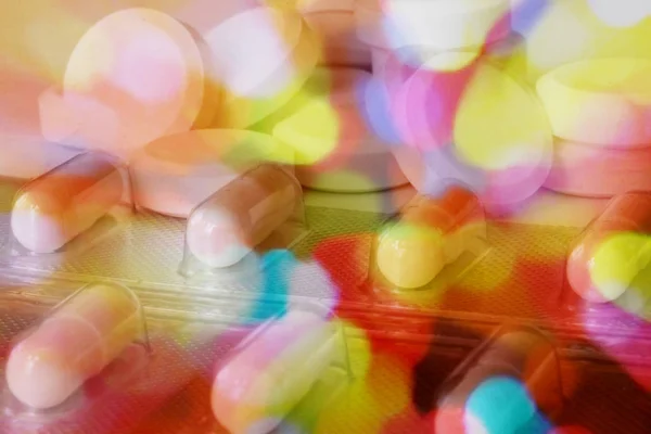 Pilha Pílulas Fantasia Colorida Com Cores Psicodélicas Mostrando Confusão Desorientação — Fotografia de Stock
