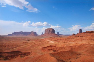 Monument Valley view Utah ve Arizona, Amerika Birleşik Devletleri - Navajo rezervasyon alanları