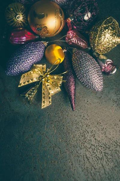 Vintage Noël 2019 Fond Avec Des Jouets Colorés Sur Surface — Photo