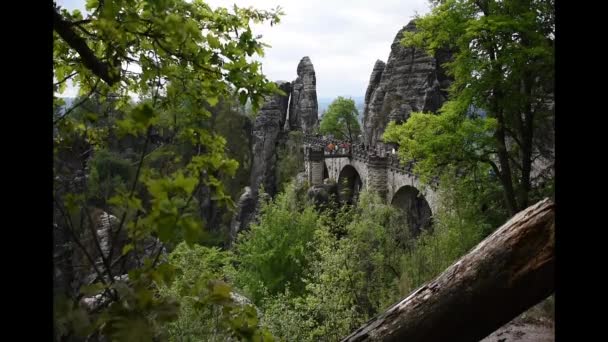 Video Footage Bastei Bridge Saxon Switzerland Germany Sandstone Rocks Cloudy — Stock Video