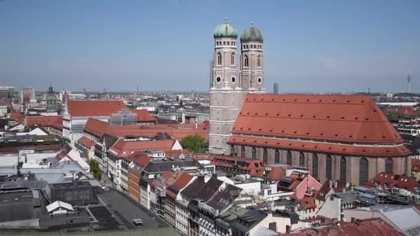 2019年5月25日 慕尼黑从圣彼得教堂塔俯瞰 Marienplatz Shopping Cultural Centre Viktualienmarkt — 图库视频影像