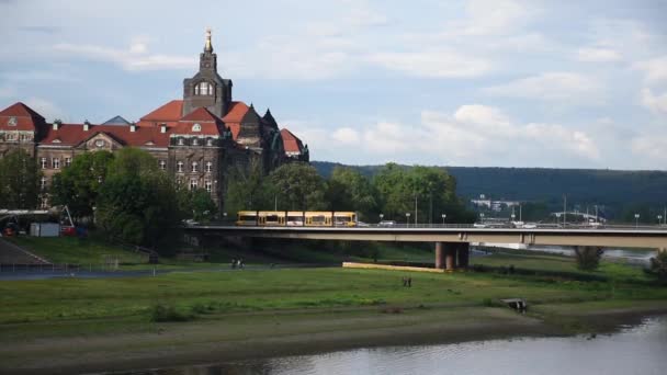 Května 2019 Drážďany Altstadt Hlučné Ulice Veřejná Doprava Automobilová Doprava — Stock video