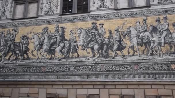 Maio 2019 Dresden Alemanha Grande Mural Frstenzug Está Augustusstrae Centro — Vídeo de Stock