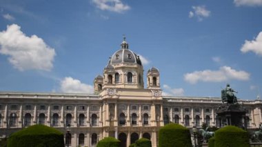 Avusturya, Viyana 'daki Güzel Sanatlar Müzesi tarihinin 1 Panoramik görünümü Viyana' nın en ünlü sanat galerilerinden biridir (Kunsthistorisches Müzesi). Zaman aşımı