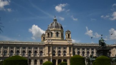 Avusturya, Viyana 'daki Güzel Sanatlar Müzesi tarihinin 1 Panoramik görünümü Viyana' nın en ünlü sanat galerilerinden biridir (Kunsthistorisches Müzesi). Zaman aşımı