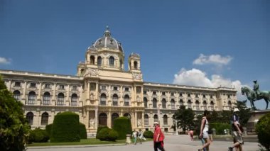 Avusturya, Viyana 'daki Güzel Sanatlar Müzesi tarihinin 1 Panoramik görünümü Viyana' nın en ünlü sanat galerilerinden biridir (Kunsthistorisches Müzesi). Zaman aşımı