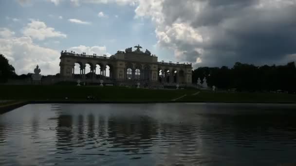 Gloriette Time Lapse Pod Dramatickou Oblohou Schonbrunn Schloss Schnbrunn Vídeň — Stock video