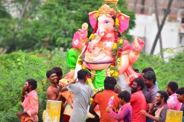 Anaipatti, Tamilnadu - Hindistan - 15 Eylül 2018: Renkli Ganesh Chaturthi