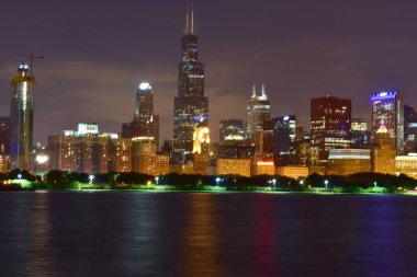 Chicago, Illinois - ABD - 1 Temmuz 2018: Chicago manzarası renkli binalar