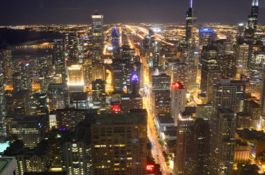 Chicago, Illinois - ABD - 20 Ağustos 2016: Chicago manzarası görünümü geceleri