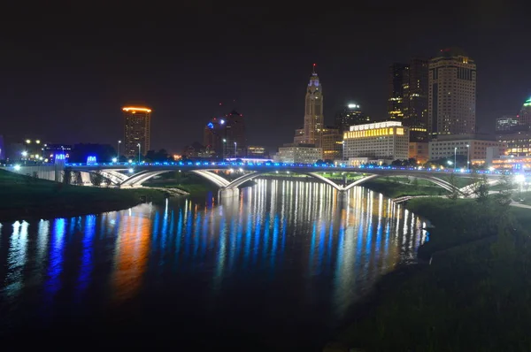 Columbus Ohio Usa Augustus 2016 Columbus Skyline Scioto River — Stockfoto