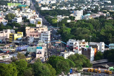 Namakkal, Tamilnadu - Hindistan - 17 Ekim 2018: Şehir görünümünü yükseltide üzerinden Namakkal