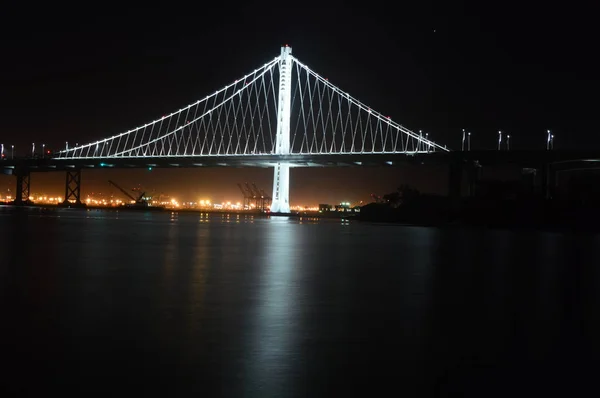 San Francisco California Sua August 2015 Lumini Bay Bridge — Fotografie, imagine de stoc