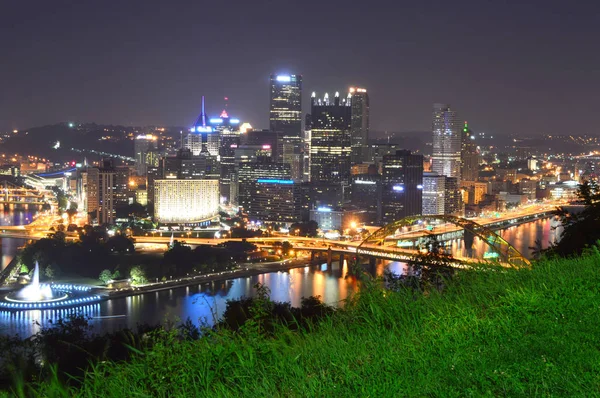 Pittsburgh Pennsylvania Usa Juli 2015 Pittsburgh Skyline Bei Nacht Vom — Stockfoto