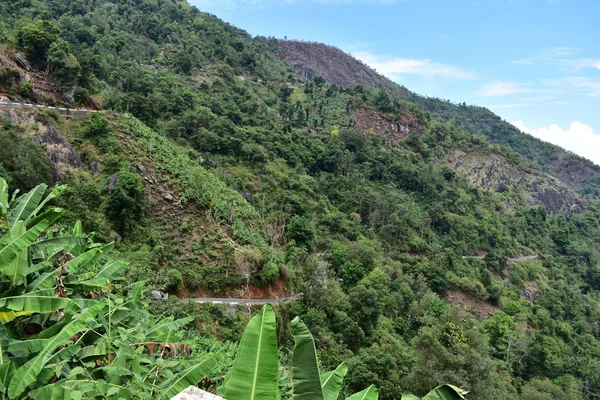 Vista panoramica dei ghats orientali dalle colline di Kodaikanal — Foto Stock