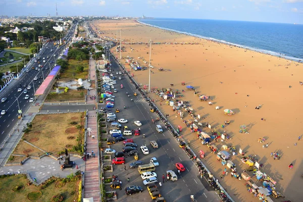 Chennai, Tamilnadu, India: 26 gennaio 2019 - Veduta della spiaggia di Marina dal faro di Chennai Foto Stock Royalty Free