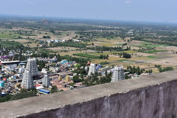 Chennai, Tamilnadu, India: 14 de abril de 2019 - Templo Vedagiriswarar en Thirukazhukundram — Foto de Stock