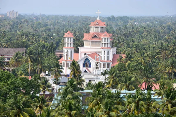 Kollam, Kerala, India: 2 maart 2019-Tangasseri Infant Jesus Cathedral — Stockfoto