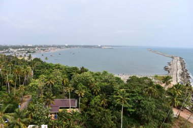 Kollam, Kerala, Hindistan: 2 Mart 2019 - Tangasseri deniz fenerinden bir manzara