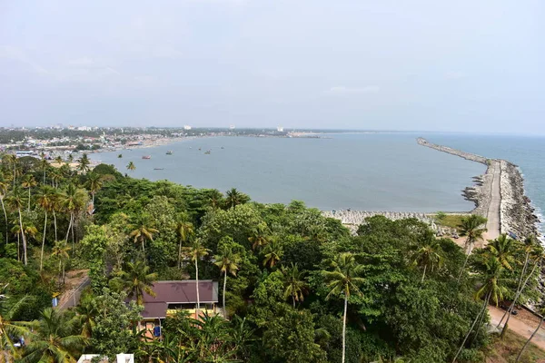 Kollam, Kerala, India: 2 marzo 2019 - Veduta dal faro di Tangasseri — Foto Stock