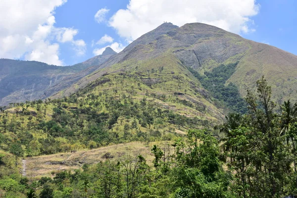 Kurangani Hills nära Bodinayakkanur i Theni distrikt — Stockfoto