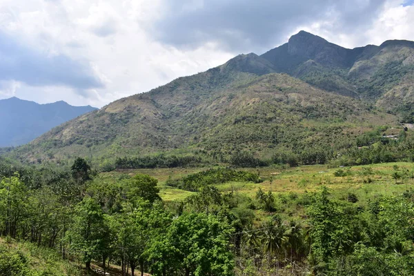 Kurangani Hills nära Bodinayakkanur i Theni distriktet Kurangani I Tamil Nadu and The Hidden Beauty Of The Western Ghats — Stockfoto