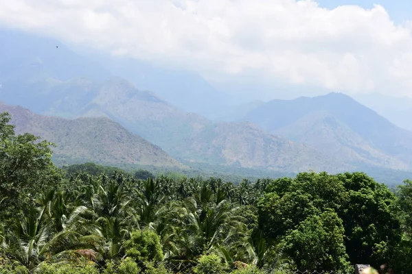 Kurangani en Tamil Nadu - La belleza oculta de los Ghats occidentales — Foto de Stock