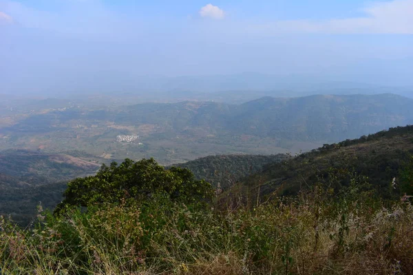 View of Cumbam Valley from Meghamalai Hills in Tamil Nadu — Stock Photo, Image
