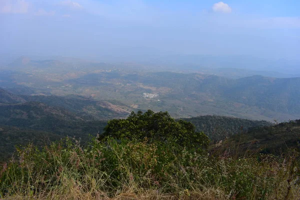 Vista de Cumbam Valley desde Meghamalai Hills en Tamil Nadu — Foto de Stock