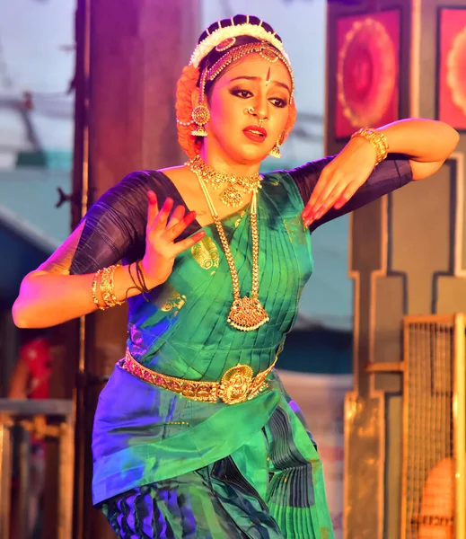 Chennai Tamilnadu India Februari 2020 Actrice Lakshmi Menon Dance Performance — Stockfoto