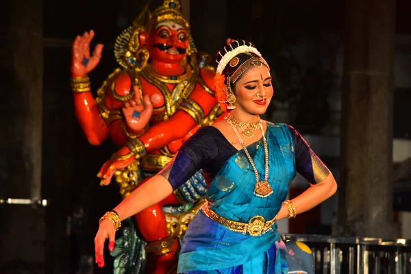 Chennai Tamilnadu India Februari 2020 Actrice Lakshmi Menon Dance Performance — Stockfoto