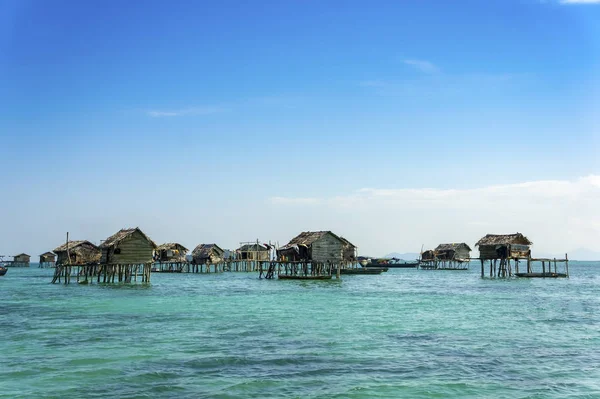 Tradycyjne bajau village — Zdjęcie stockowe