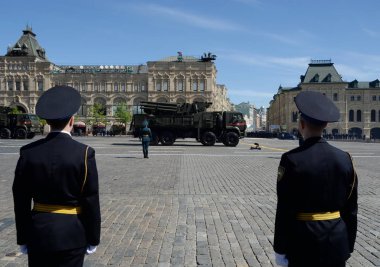  Uçaksavar Füzesi ve silah karmaşık 