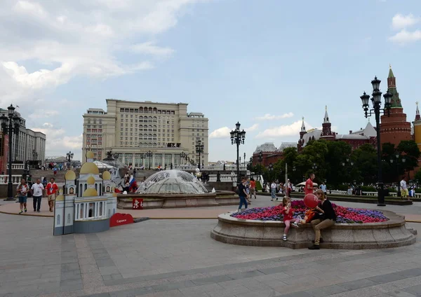 Moscow Russia June 2018 Manezhnaya Square View State Duma Russian — Stock Photo, Image