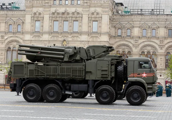 Pantsir-Sa protiletadlové raketové a kanón systému během kostýmové zkoušky dne vítězství parade v Rudého náměstí v Moskvě. — Stock fotografie