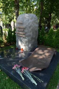  Sovyet ve Rus siyasi ve kamu figürü Yevgeni Primakov Novodevichye mezarlığında mezar