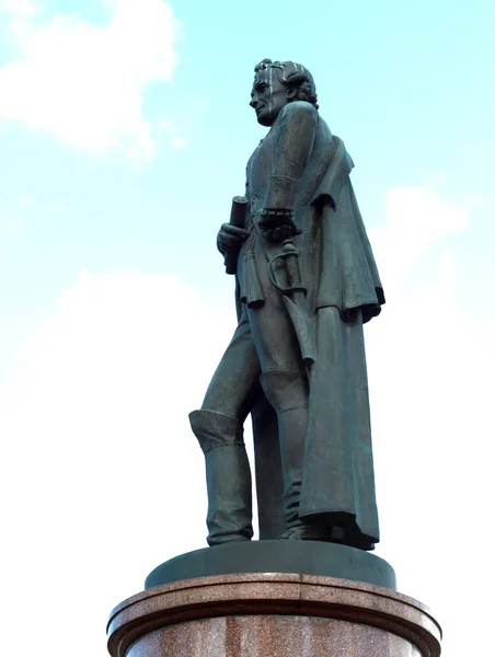 Monumento al Generalísimo Alexander Suvorov en la Plaza Suvorov de Moscú . — Foto de Stock