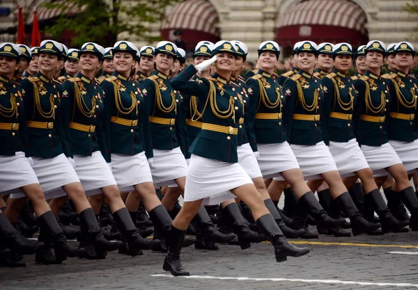 stock image  Female cadets of the Military University and the Volsky Military Institute of Material Support during the rehearsal of the parade.