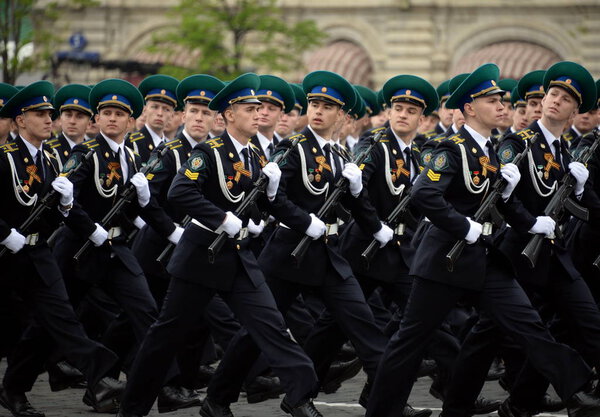  Cadets of the Moscow Frontier Institute of the Federal Security Service of Russia at the dress rehearsal of the parade.