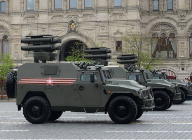  Her türlü arazide piyade hareketlilik araç Gaz TIGR tanksavar güdümlü füze sistemi Kornet ile